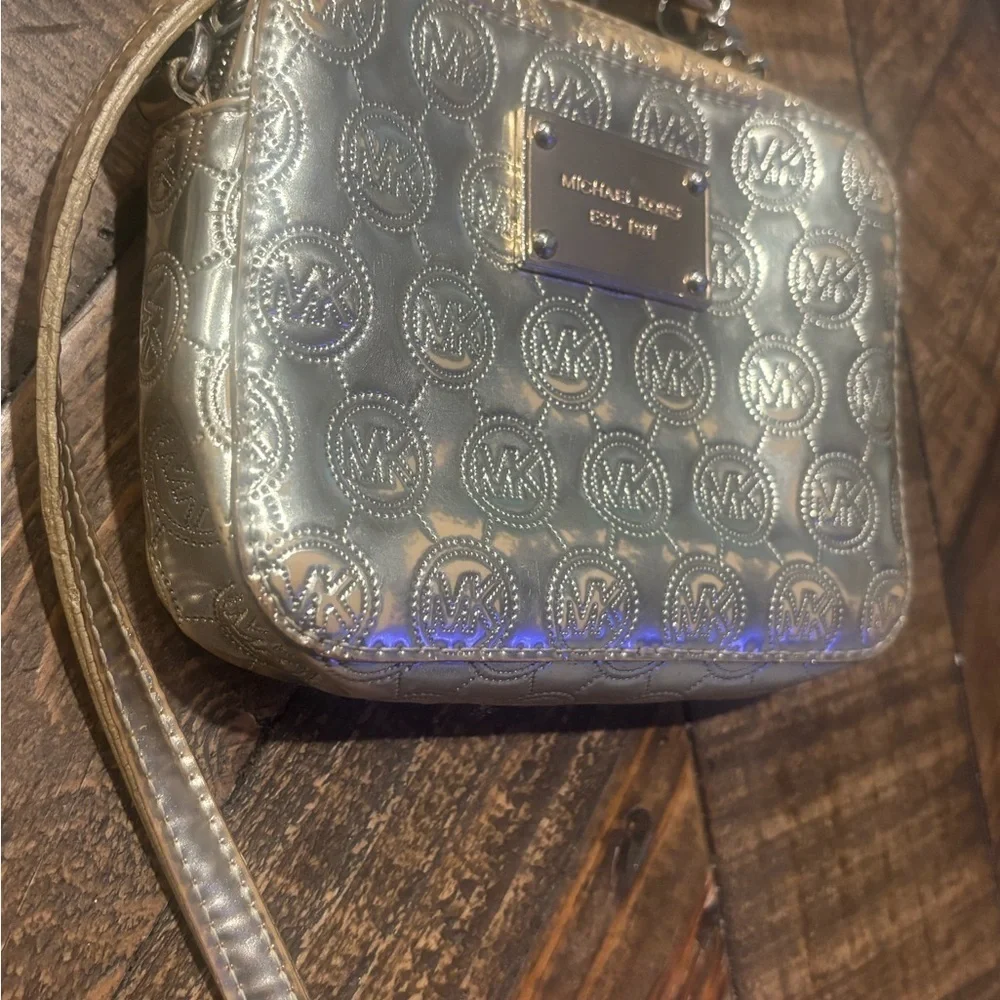 Michael Kors Gold  Crossbody Bag with Ornate Design.Great Condition!